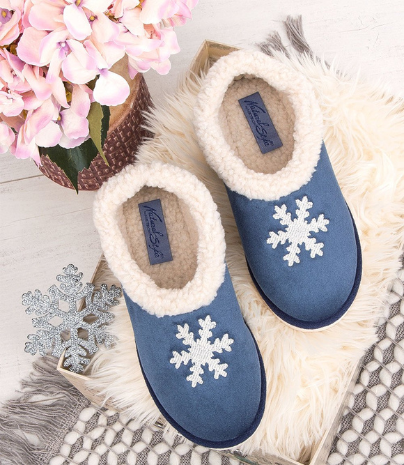 Wärmende Hausschuhe für Frauen