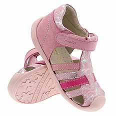 Kindersandalen zur Vorbeugung