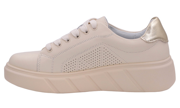 Damenschuhe Sneakers auf der Plattform