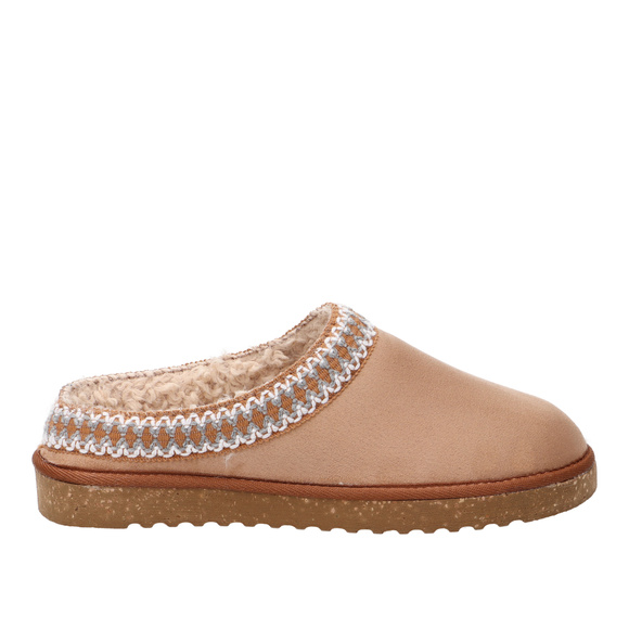 Damen Hausschuhe isoliert Stickerei