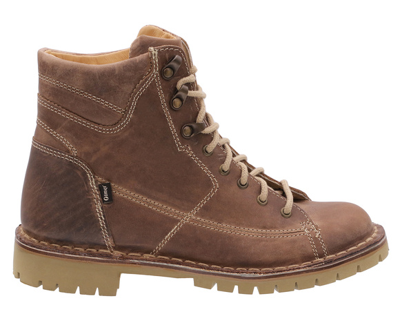 Winterschuhe für junge Leute