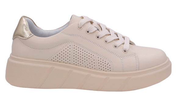 Damenschuhe Sneakers auf der Plattform