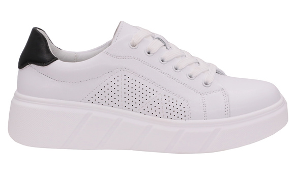 Damenschuhe Sneakers auf der Plattform