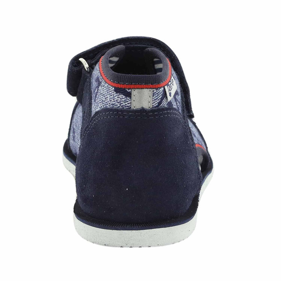 Kinderhausschuhe zur präventiven Anwendung in Klettverschlüssen