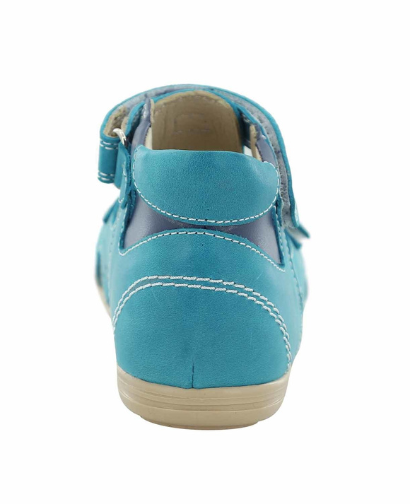 Kindersandalen zur Vorbeugung