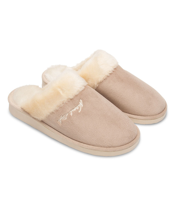 Wärmende Hausschuhe für Frauen