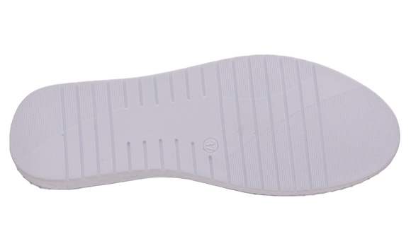 Durchbrochene Sportschuhe für Damen