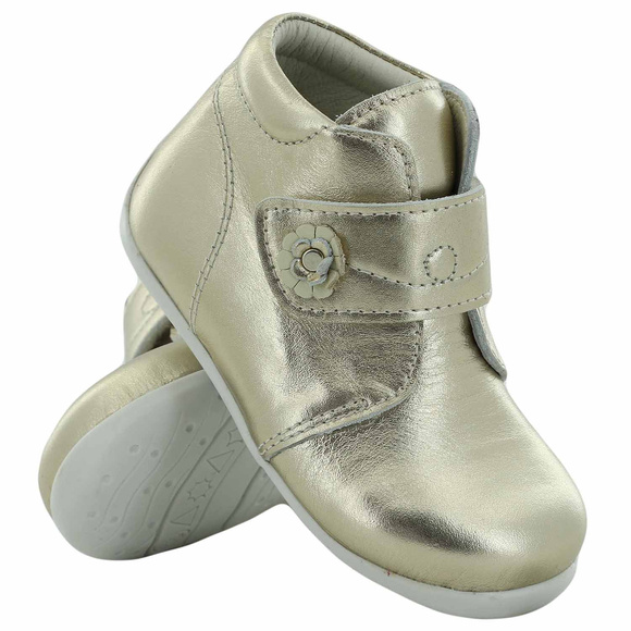 Kinderschuhe für Babys ab einem Jahr