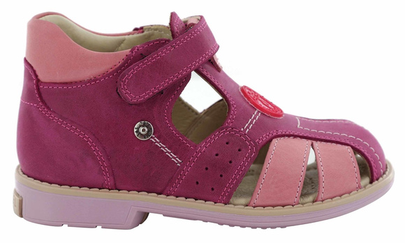 Kindersandalen zur Vorbeugung