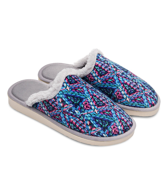 Wärmende Hausschuhe für Frauen