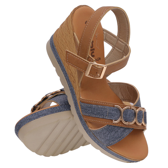 Damensandalen mit hohem Keilabsatz