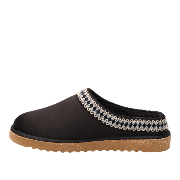 Damen Hausschuhe isoliert Stickerei