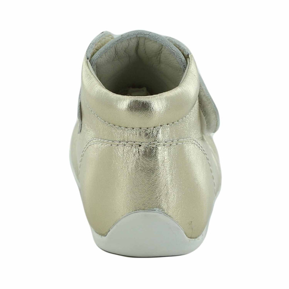 Kinderschuhe für Babys ab einem Jahr