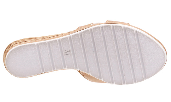 Damensandalen mit hohem Keilabsatz