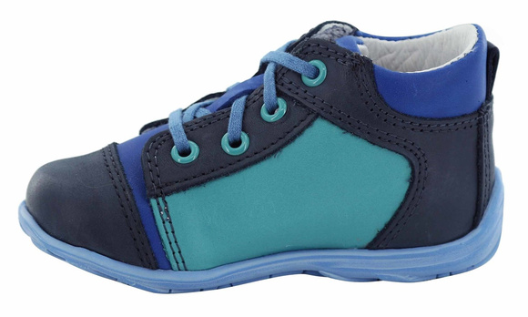 Vorbeugendes Schuhwerk für Kinder