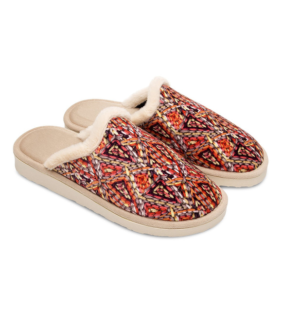 Wärmende Hausschuhe für Frauen